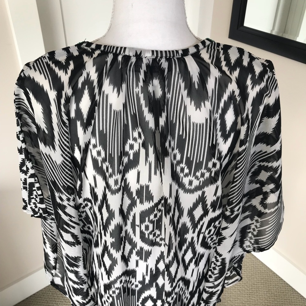 Beaded Coverup - Picture 6 of 7
